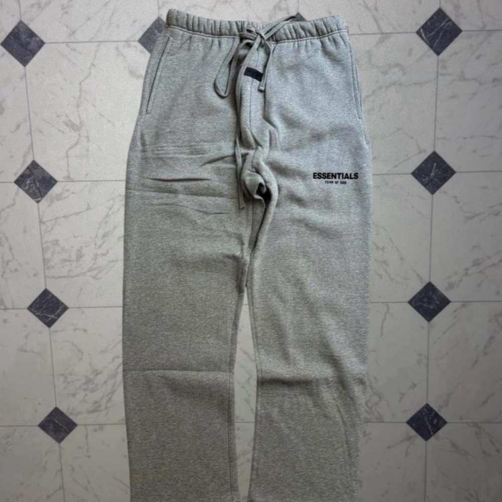 Fear of God Essentials Dark Oatmeal/Gray  M Sweatpants NWT